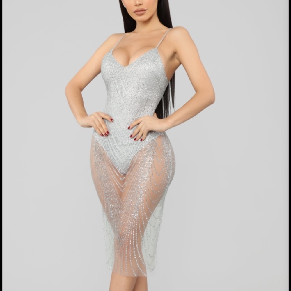 New love glitter midi dress FASHION NOVA!